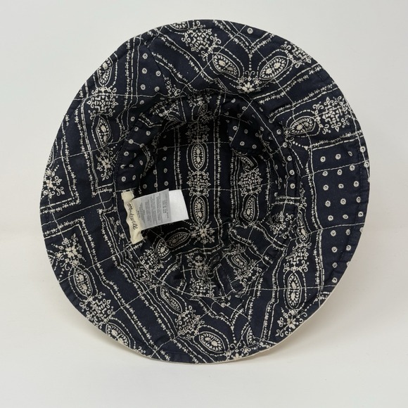 Madewell Reversible Quilted Bucket Hat In Twilight Cream Navy Paisley Size S/M - Picture 7 of 10